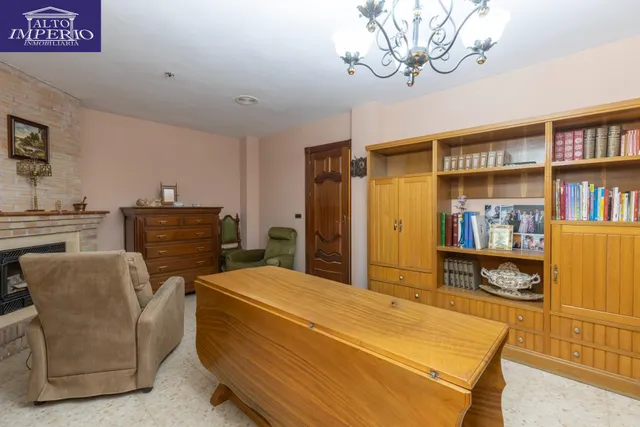 Complejo industrial con vivienda en Alhendín con 2500 metros cuadrados — 28
