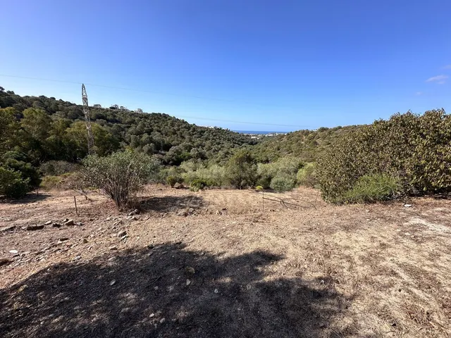 Finca rústica en venta cerca de Cabopino Marbella — 2