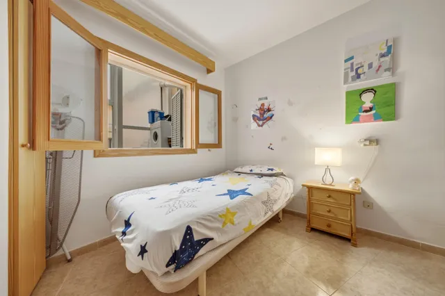 Planta baja en sonservera con patio y parking — 19
