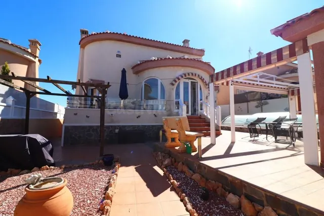 Villa 3 habitaciones 102m² en venta - Pueblo