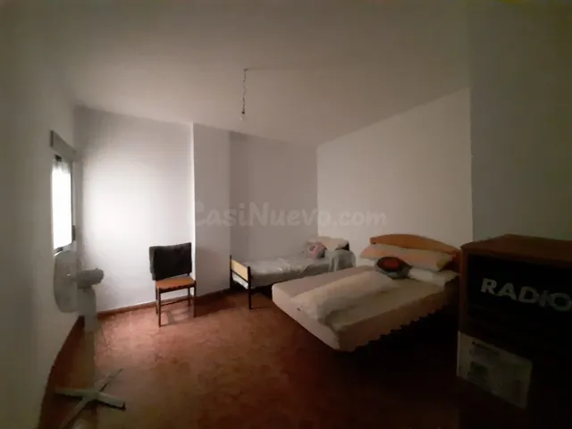 Casa de construcción reciente en Garrovillas — 2