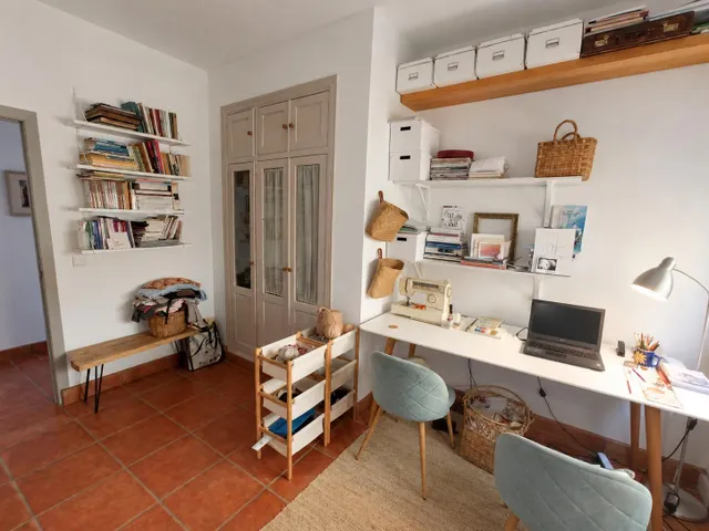 Casa independiente con piscina, porche y jardín en Castilblanco de los Arroyos — 36