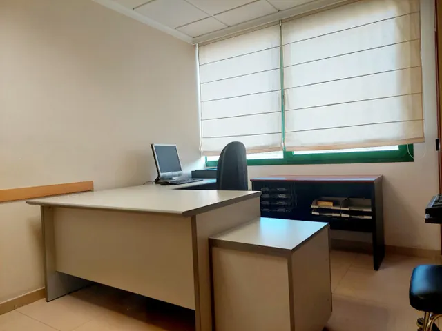 OFICINA -AV. LA RÀPITA- — 22