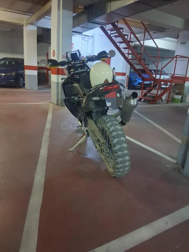 Plazas de moto en venta en Garaje Cervantes - foto 3
