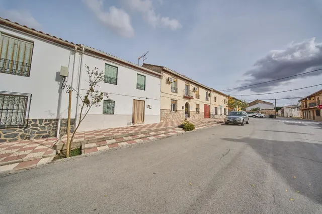 Encantadora Casa en Cacin por solo 40.000€ - foto 2