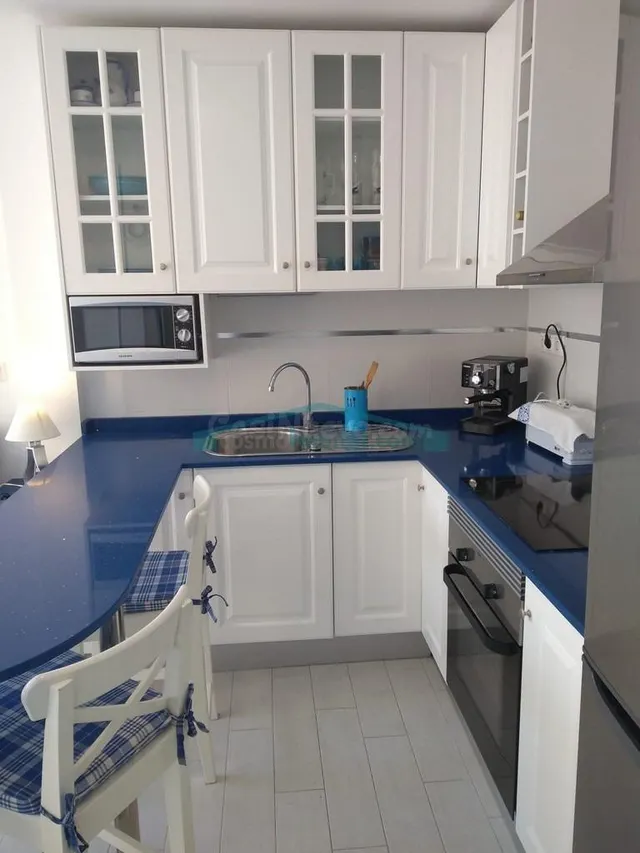 ¡Apartamento en planta alta con vistas al mar en Benidorm! - foto 5