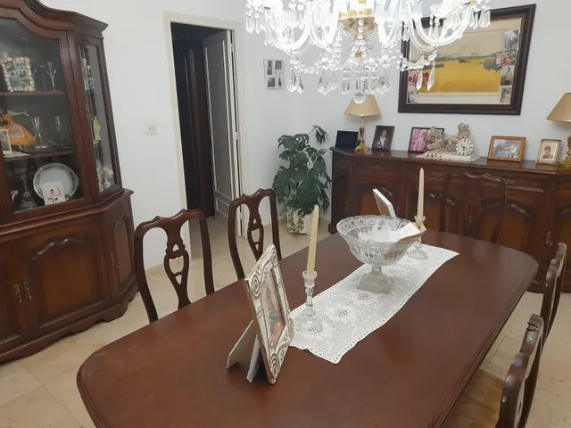 OPORTUNIDA GRAN CASA DE PUEBLO CON VIVIENDA UNIFAMILIAR Y NAV ES ANEXAS — 5
