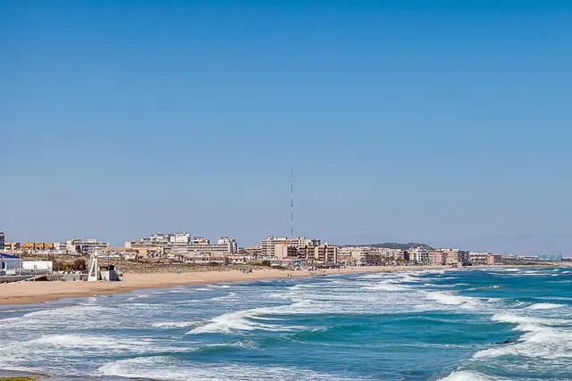 Ático duplex con solárium, vistas al mar y a 280 metros de la playa de La Mata — 42