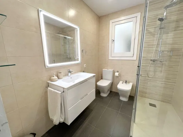 Apartamento 3 habitaciones 77m² en alquiler - Born — 22