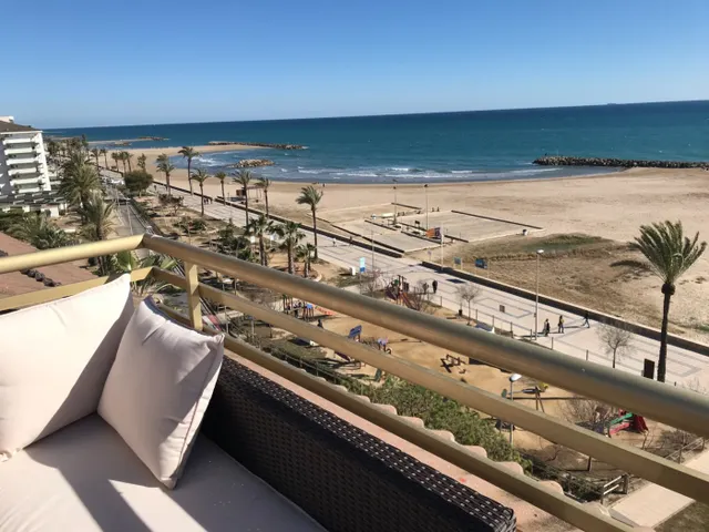 ATICO DUPLEX CON VISTAS AL MAR