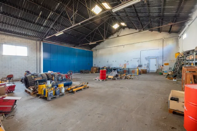 Nave industrial 1400m² en venta - Alcampo — 21