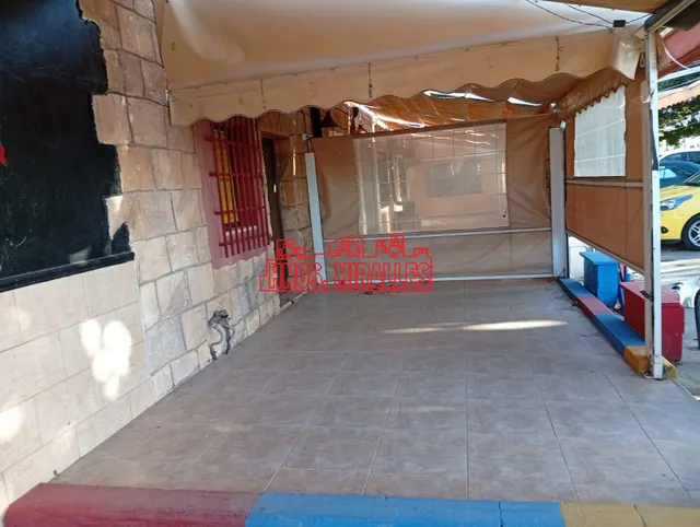 SE VENDE COMPLEJO EN ELCHE — 24