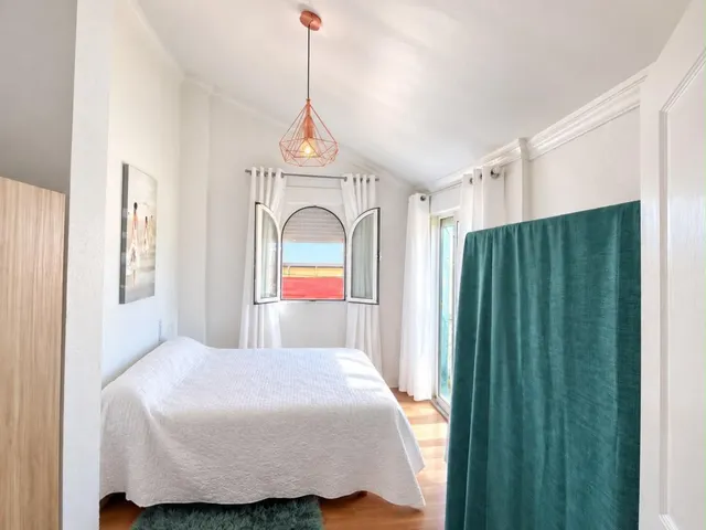 Casa reformada junto al mar, lista para disfrutar — 10