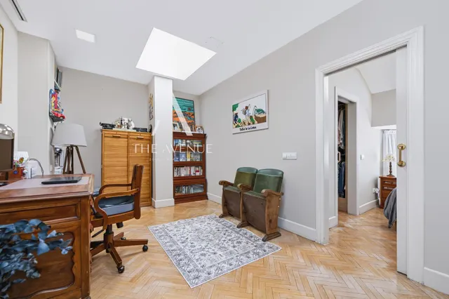 Dúplex exclusivo junto al Parque del Retiro con piscina, jardín y garaje — 26