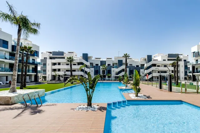 APARTAMENTO DE LUJO AMUEBLADO