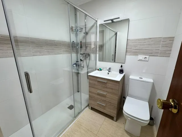 Casa con jardín en Torrevieja  sin comunidad, sin vecinos arriba — 10
