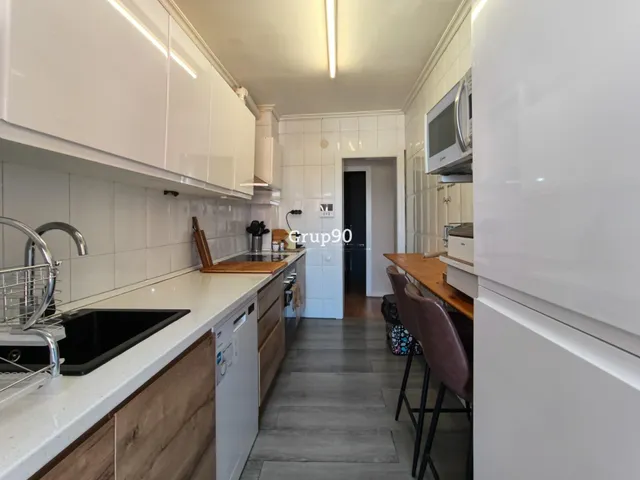 PISO DE 111 M2 TOTALMENTE REFORMADO CON 2 BALCONES JUNTO AL PASSEIG DE RONDA — 22
