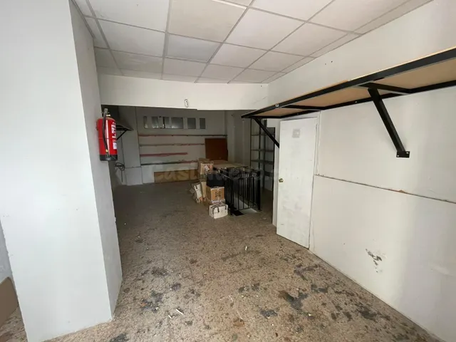 Gran oportunidad de local comercial Céntrico Perú con opción - foto 2