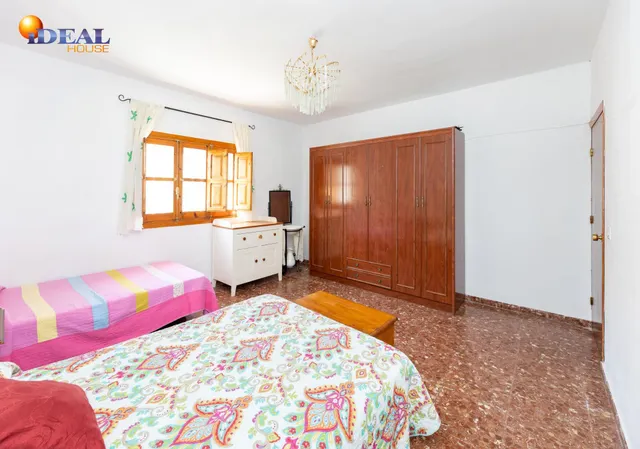 Chalet en zona residencial de Deifontes — 22
