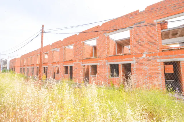 Urbis te ofrece un edificio en construcción en venta en Ciudad Rodrigo, Salamanca. — 3
