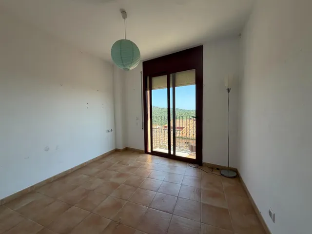 NO ES UNA ALQUILER ANUAL ES UNA COMPRA APLAZADA Tríplex exclusivo con vistas al mar  y a la montaña en Vilamaniscle — 14