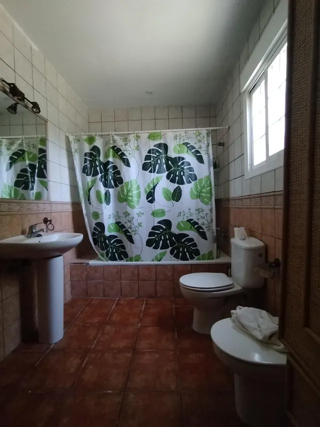 Amplio Chalet en Chiclana de la Frontera con Piscina y Gran Parcela — 8