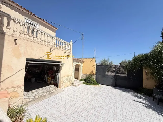 MARAVILLOSO CHALET DE 4 DORMITORIOS EN TORRECILLA — 6