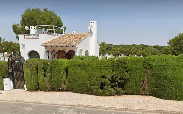 Villa 4 habitaciones 184m² en venta - Villamartín-Las Filipi