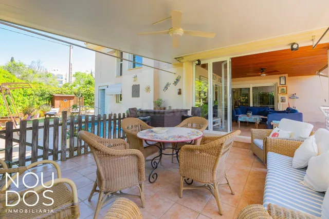 Adosado con 4 habitaciones y piscina en zona colegios - foto 5