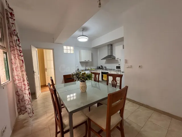 PISO DE INVERSIÓN EN EL CENTRO DE ALICANTE — 24