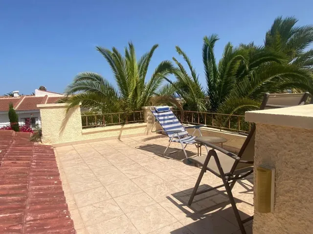 Chalet independiente de planta única con piscina privada, placas solares y vistas al mar en Rojales / Vega Baja — 9