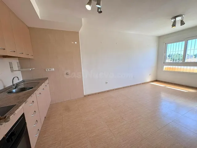 Piso de 2 habitaciones con patio y garaje en San Ginés, Murc - foto 2