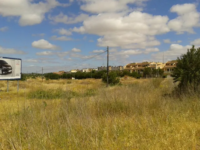 Once parcelas de suelo urbano no consolidado — 7