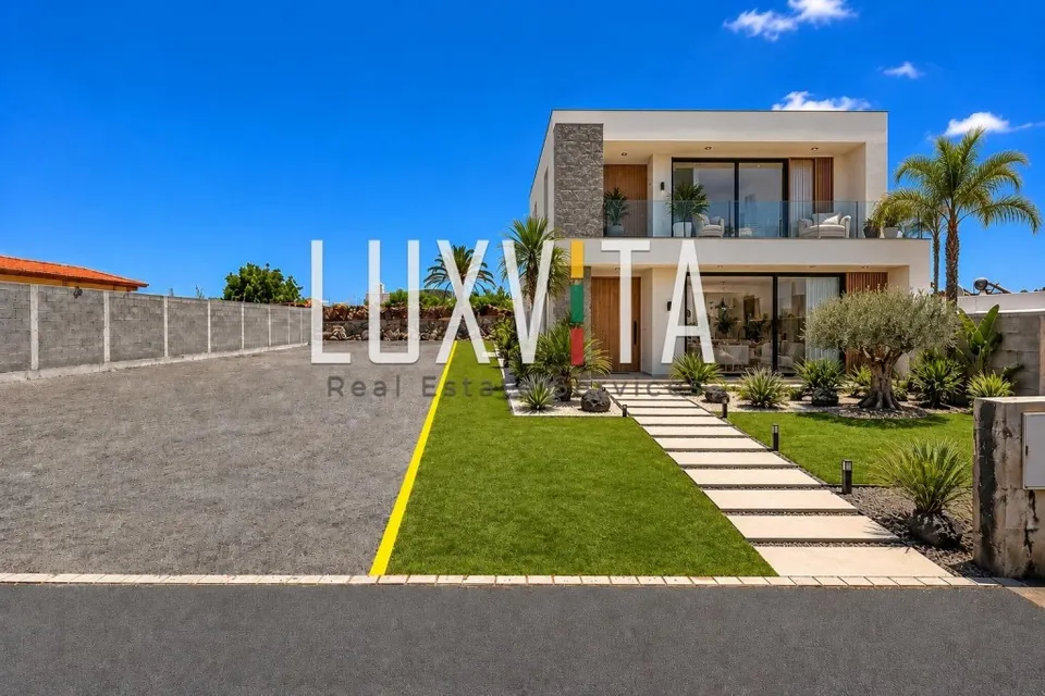 Terreno Urbano en Venta con Proyecto de Edificación