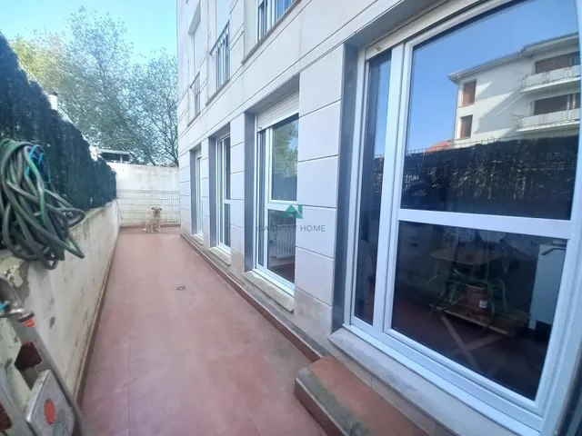 Se vende bajo en Treto — 13