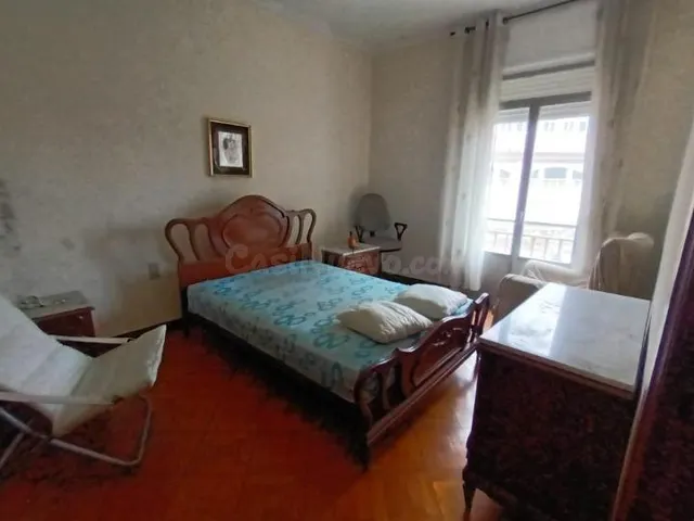 Casa en Teis con locales y vivienda para reformar - foto 4
