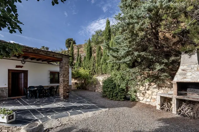 FANTASTICA CASA CON ENCANTO Y PARCELA EN CAÑAR, LA ALPUJARRA — 25