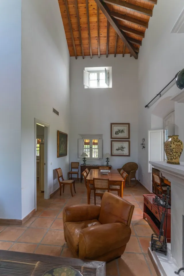Bonita casa de campo con piscina, jardines y barbacoa — 16
