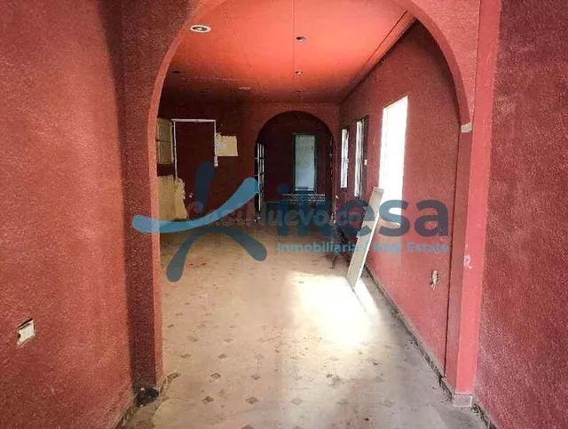Venta de Local Comercial en Marmolejo, Jaén. - foto 4