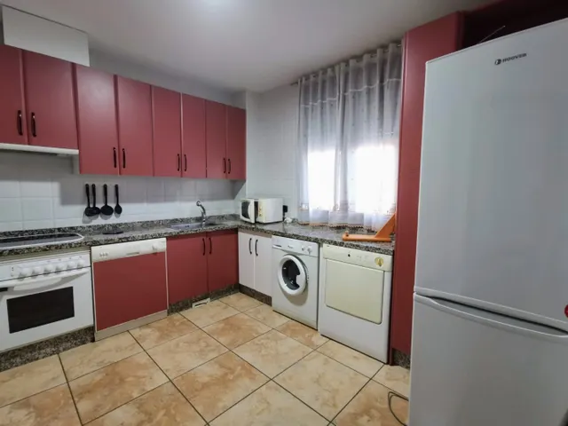 Piso en alquiler - foto 4