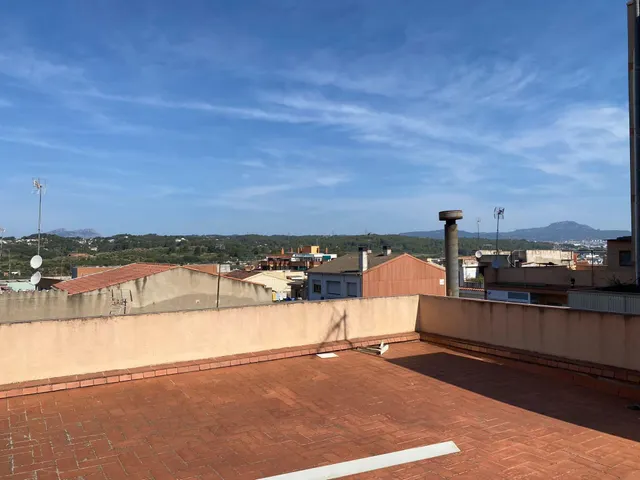 Casa unifamiliar en planta única con amplios espacios y gran terraza — 37