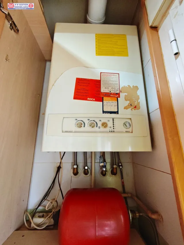 Piso Amplio y Luminoso en Rondilla C.V. de dos dormitorios, dos baños, PG y trastero — 25