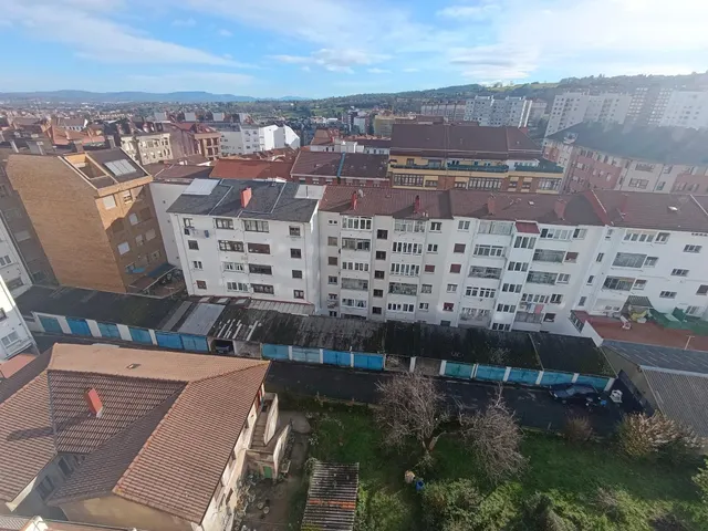 Acogedor piso en Oviedo, zona Santo Domingo-El Campillín — 25