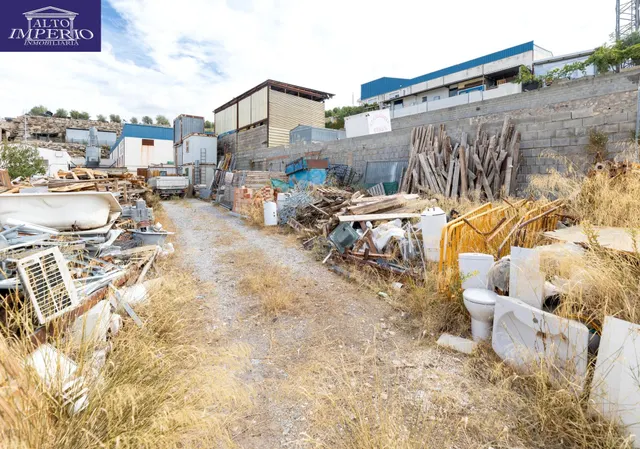 Parcela industrial en poligono industrial las canteras. — 9