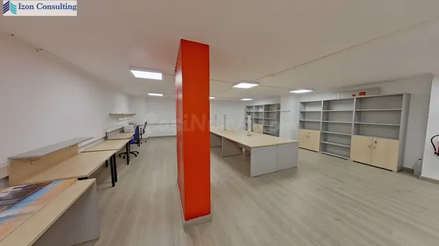 Local en el centro de Albacete con posibilidad de convertirse en vivienda | Venta directa o alquiler con opción a compra — 2