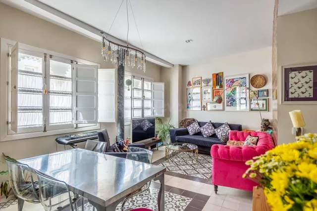 Exclusiva Casa Unifamiliar con Ascensor y Garaje en el Corazón de San Lorenzo, Sevilla — 9