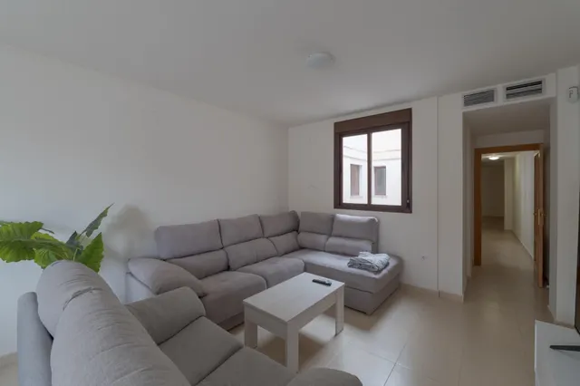 Espectacular piso de 3 dormitorios y 2 baños más cochera y trastero en el centro de Churriana de la Vega!!!!!!!!!!!!!!!!!!!!!!! — 6