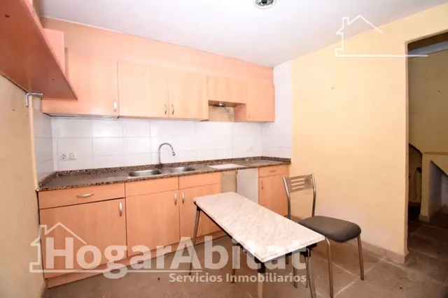 Para reformar en el centro de Torrent con patio y terraza — 7