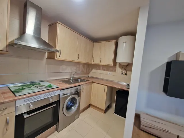 AOC VENDE PISO EN LOMINCHAR 2HAB, 1 BAÑO, PATIO 5 M2 Y TRASTERO — 2