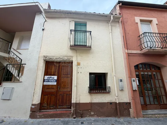 Casa en el centro de Maçanet de la Selva — para reformar a t - foto 5